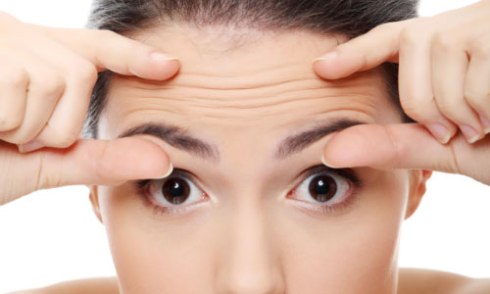 tips-to-fight-forehead-wrinkles